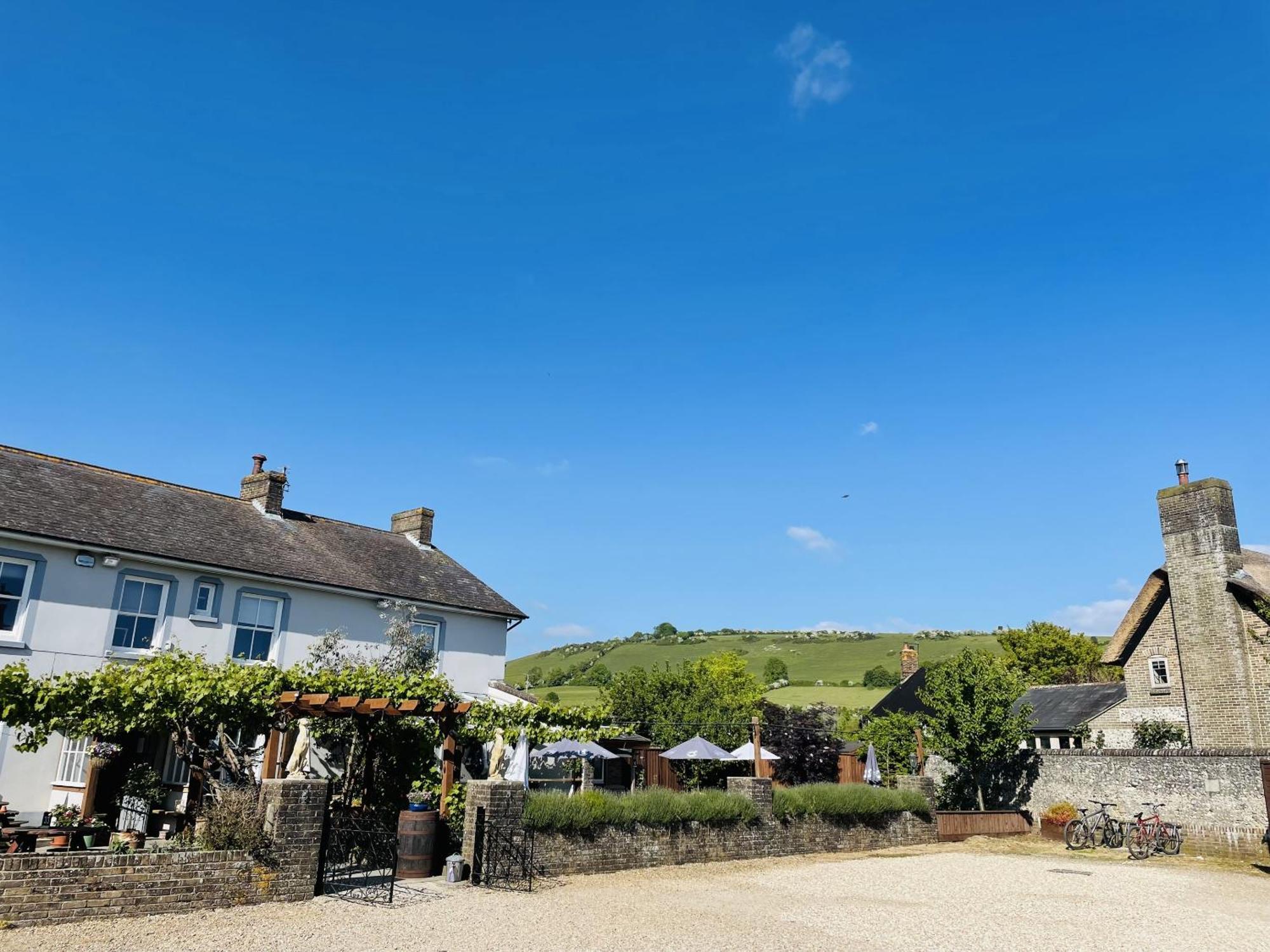 Sydling St Nicholas The Greyhound Inn מראה חיצוני תמונה