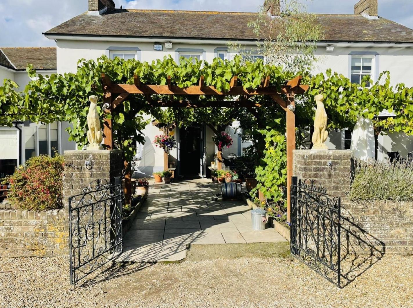Sydling St Nicholas The Greyhound Inn מראה חיצוני תמונה